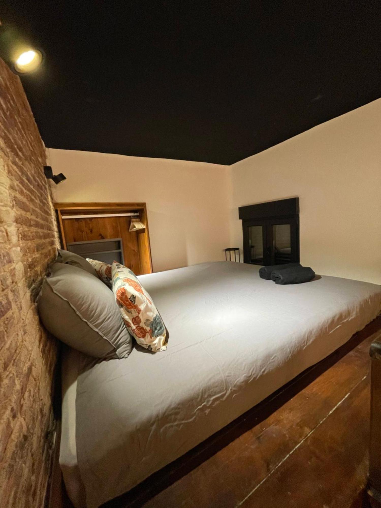 Apartamento Moderno En Edificio Historico マドリード エクステリア 写真