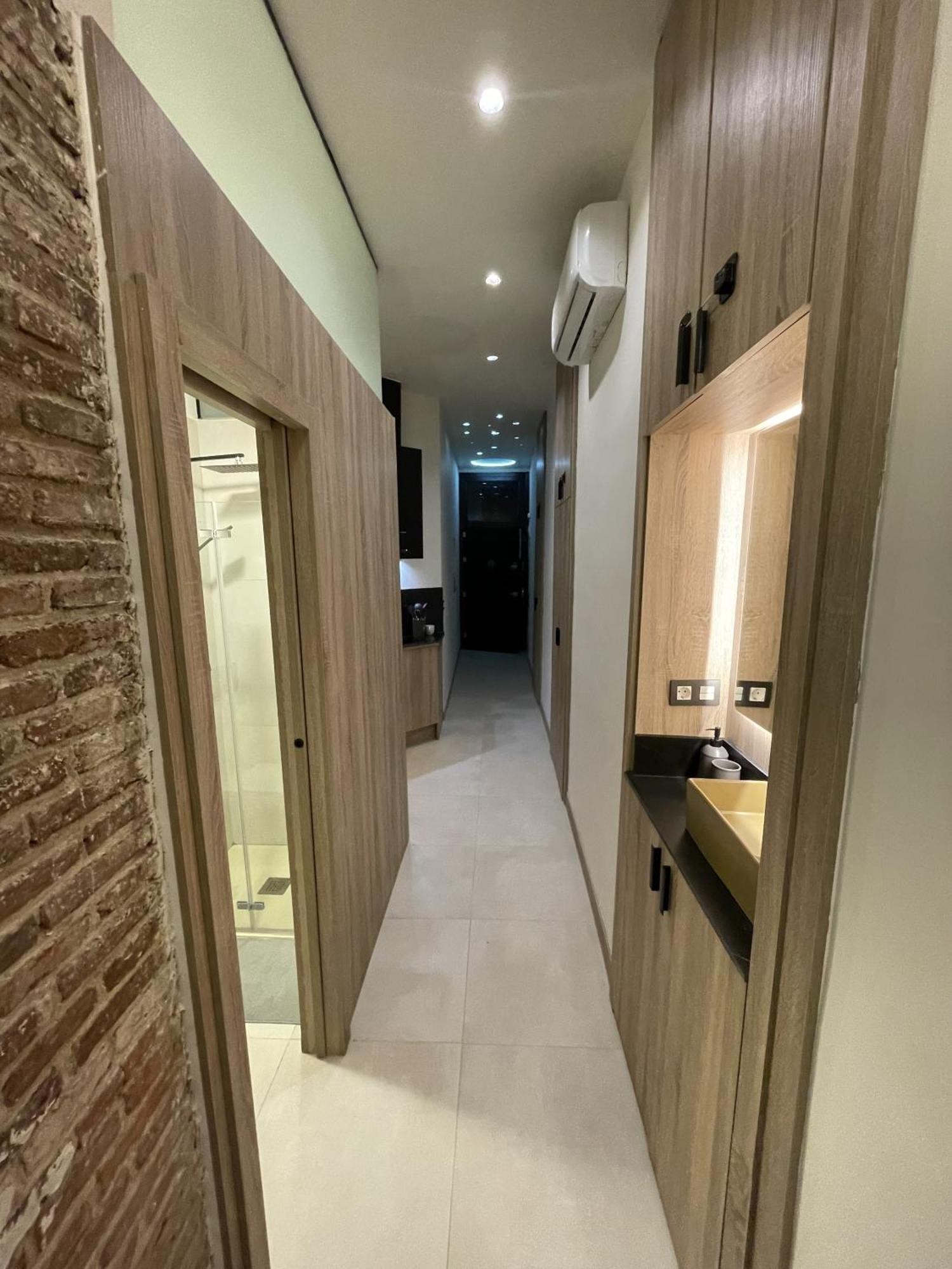 Apartamento Moderno En Edificio Historico マドリード エクステリア 写真