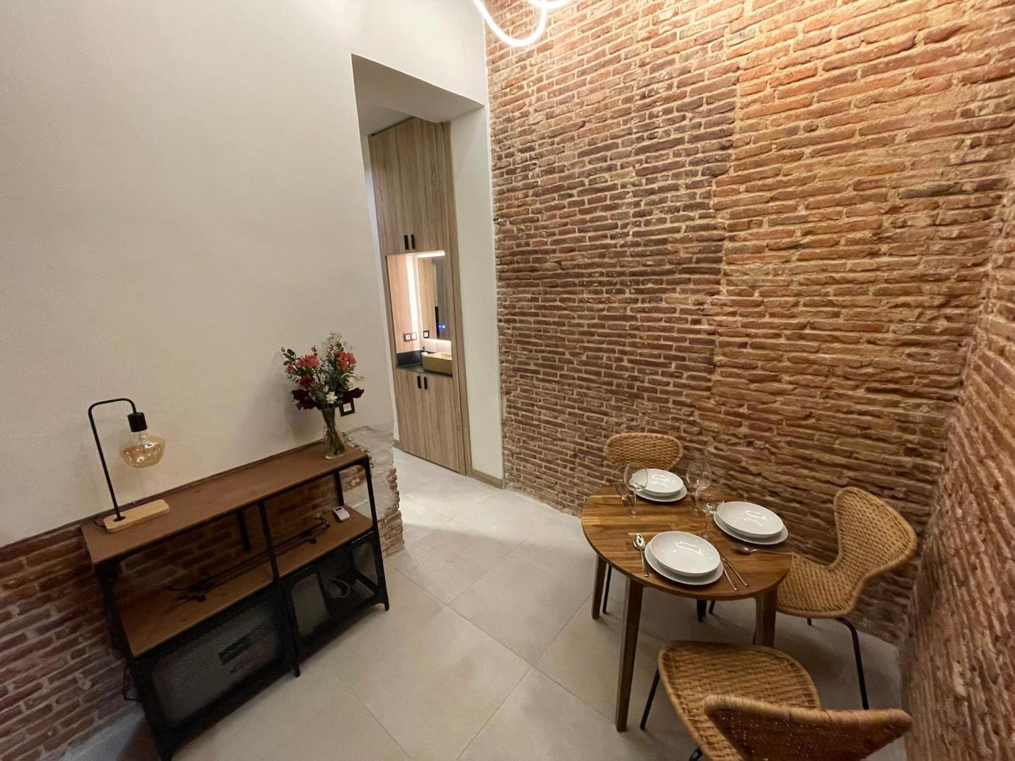 Apartamento Moderno En Edificio Historico マドリード エクステリア 写真