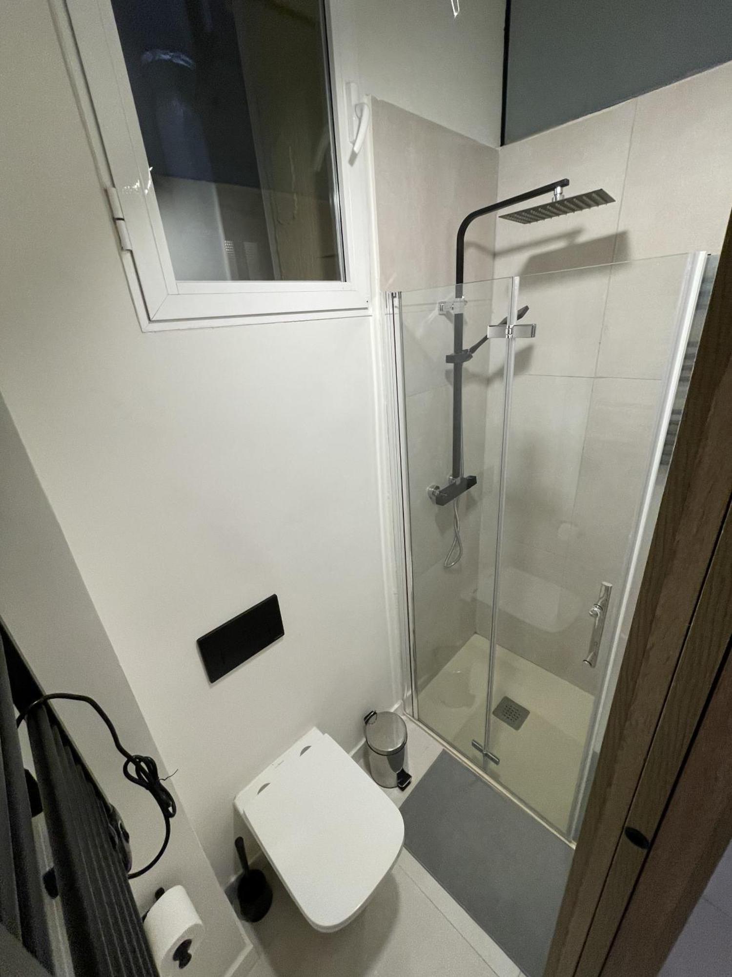 Apartamento Moderno En Edificio Historico マドリード エクステリア 写真