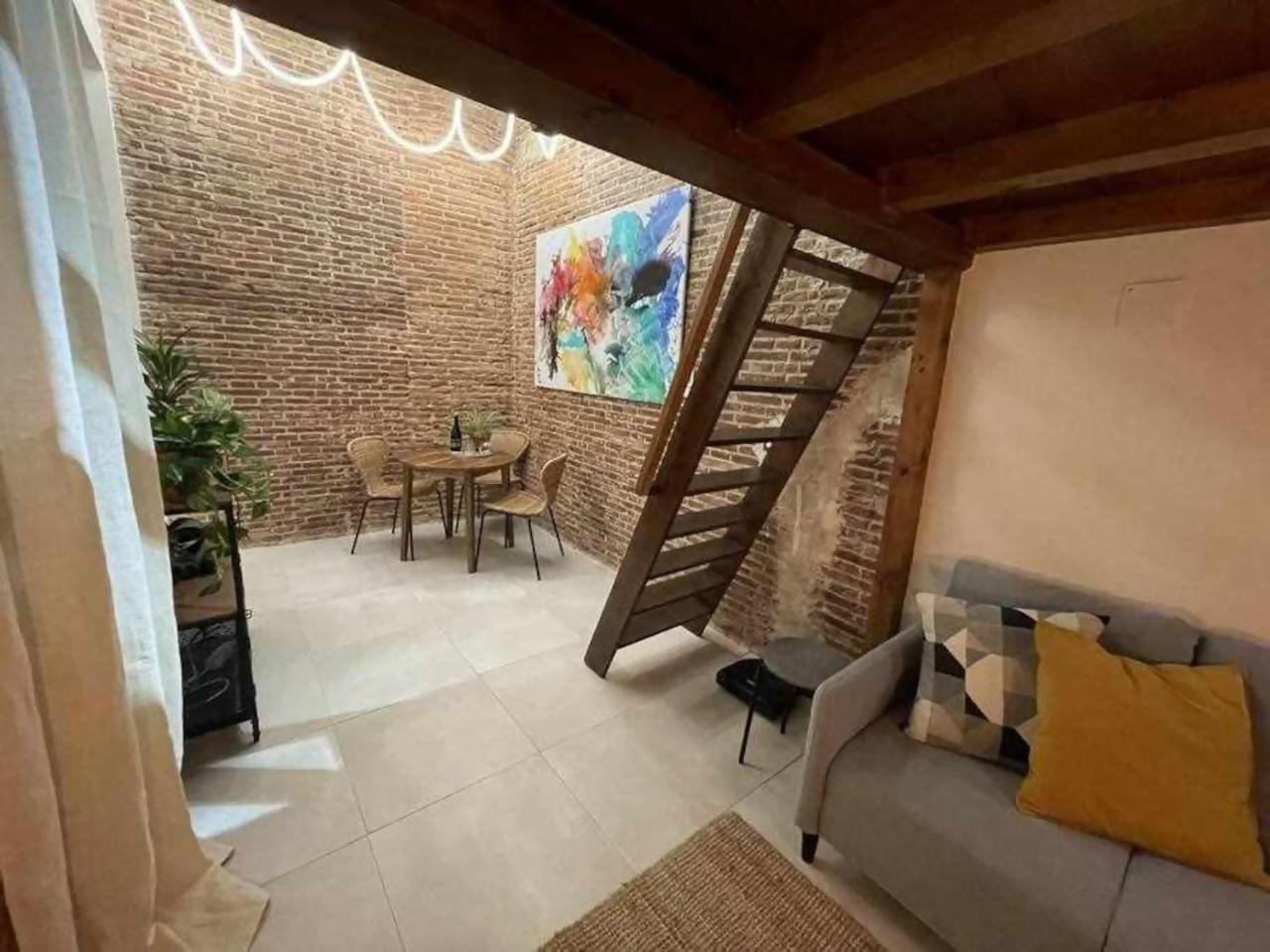 Apartamento Moderno En Edificio Historico マドリード エクステリア 写真